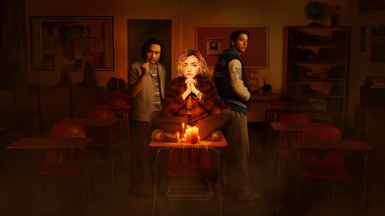 Hồn Ma Học Đường (Phần 2) - School Spirits (Season 2)